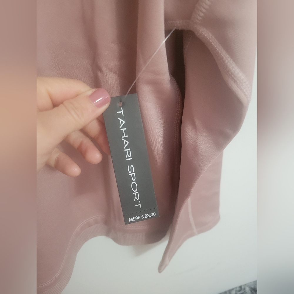 NWT- TAHARI SPORTS- Mauve Pink Long Sleeve Sweatshirt - Picture 4 of 6